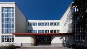 Bild vergrößern: haeslers berühmtestes Bauwerk: Die Altstädter Schule in Celle